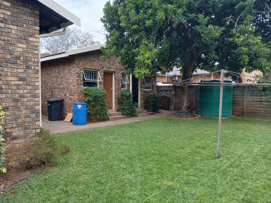 3 Bedroom Property for Sale in Bodorp North West